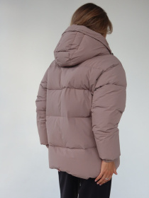 Пуховик UVENTUM модель Jackie-mocha Фото