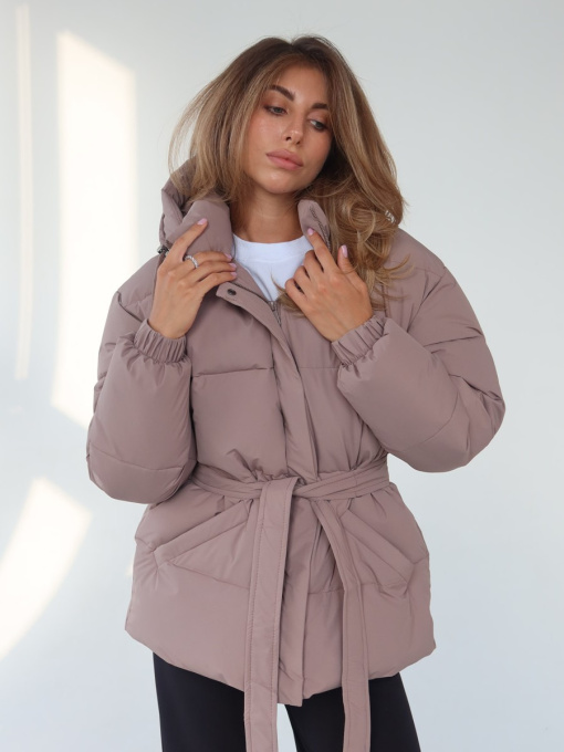 Пуховик UVENTUM модель Jackie-mocha Фото