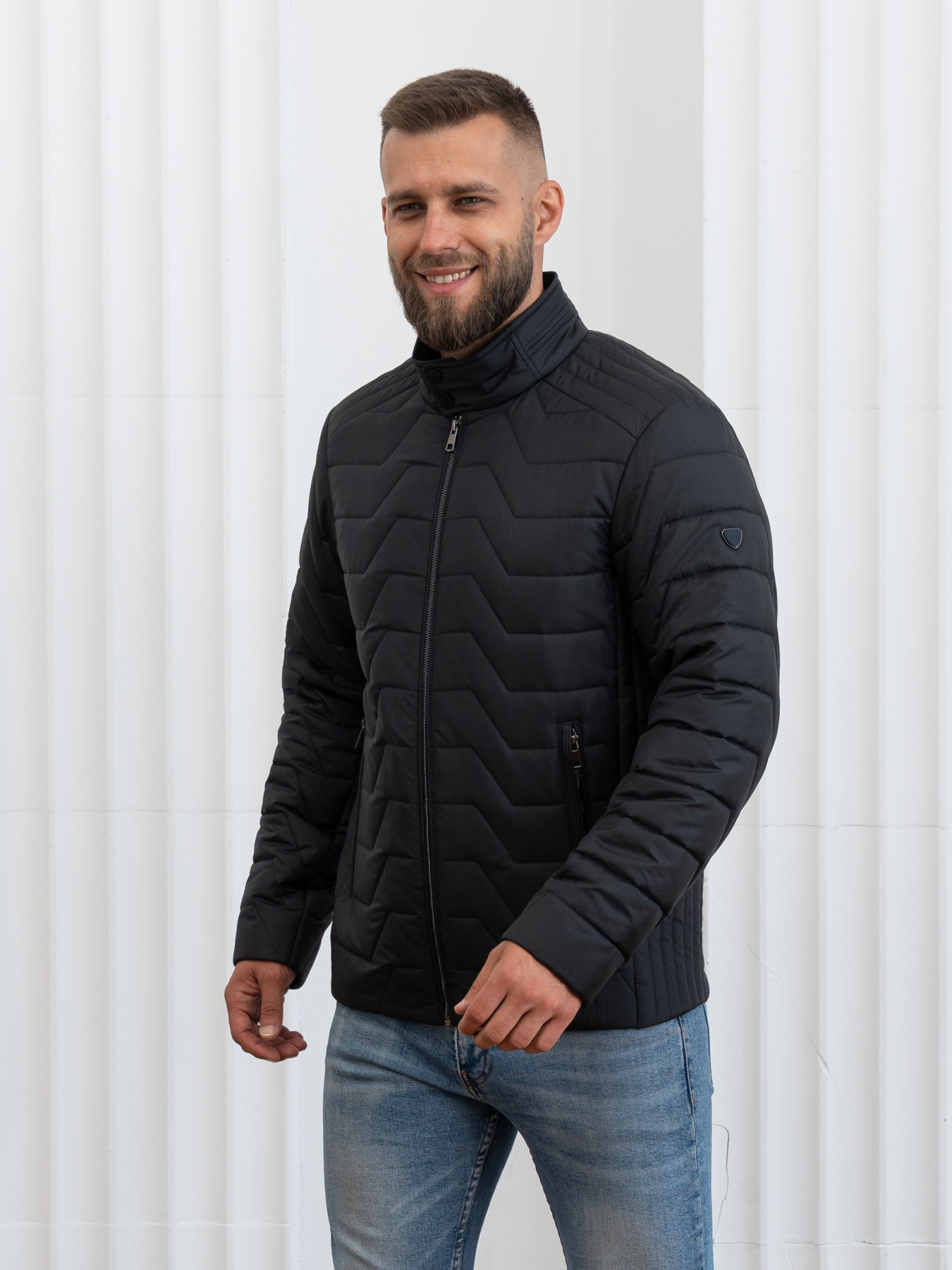 Демисезонная куртка AVALON модель 46-V-BLC Фото