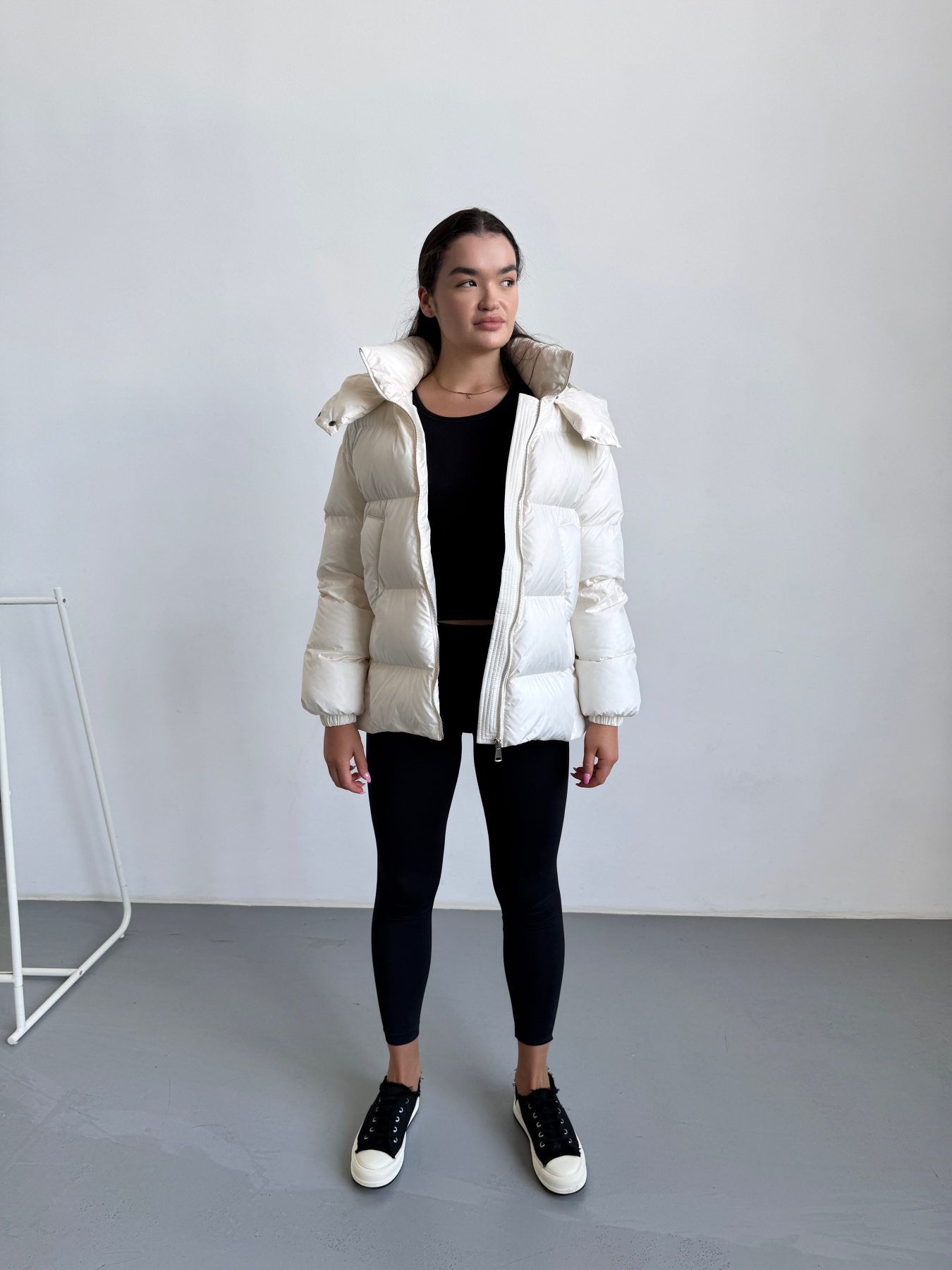 Пуховик UVENTUM модель Tecca-ek-milk Фото