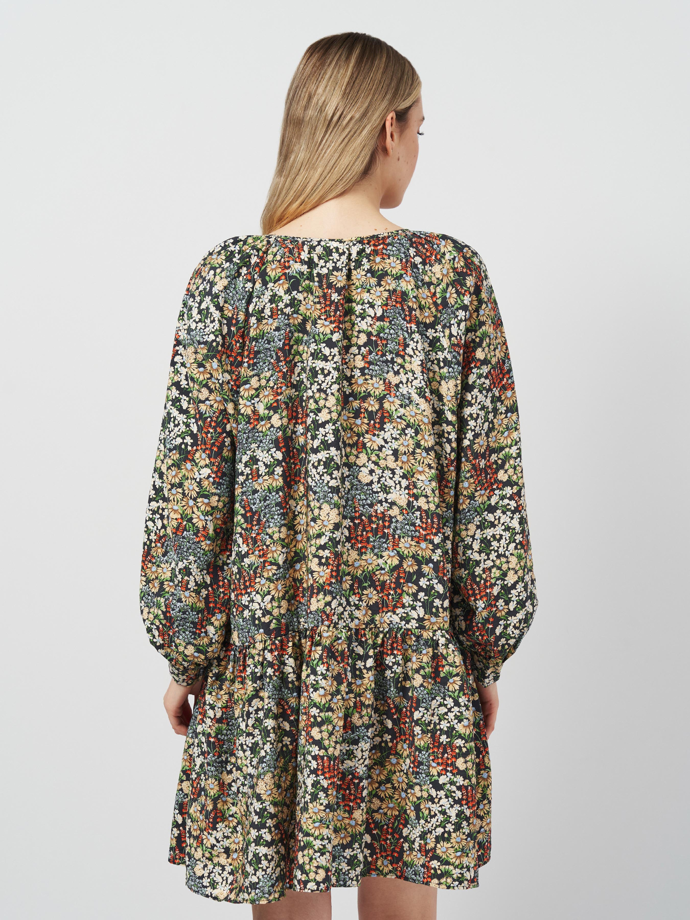 Платье мини H&M модель 1018551arl_Комбинированный Фото