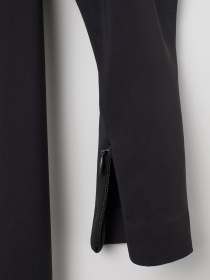 Платье мини H&M модель 7114058dlog_Черный Платье мини H&M модель 7114058dlog_Черный Фото