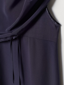 Платье миди H&M модель 7175079log_Темно-синий Фото