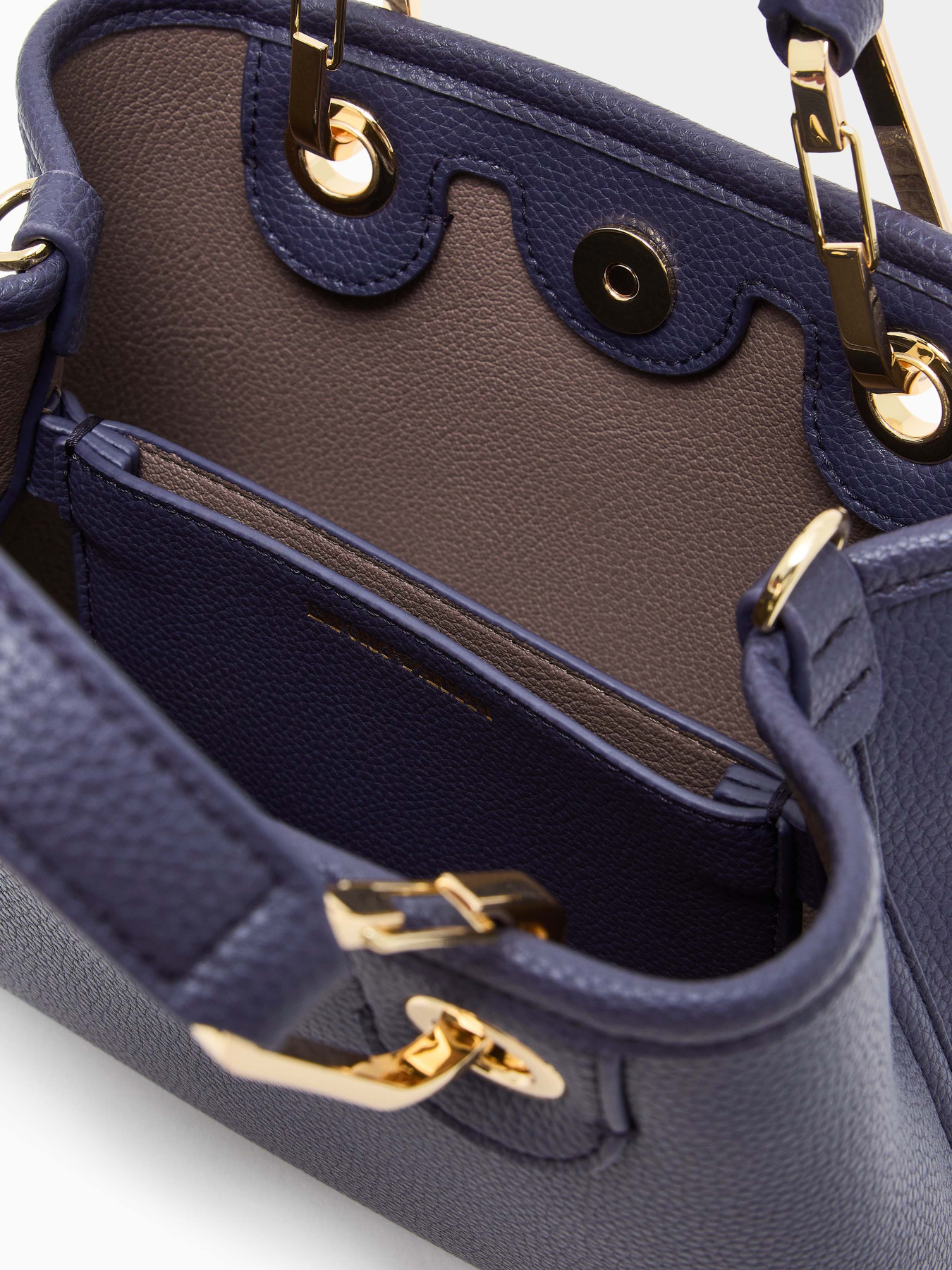 Сумки Emporio Armani модель EW000382-AF12036-MB346 Фото