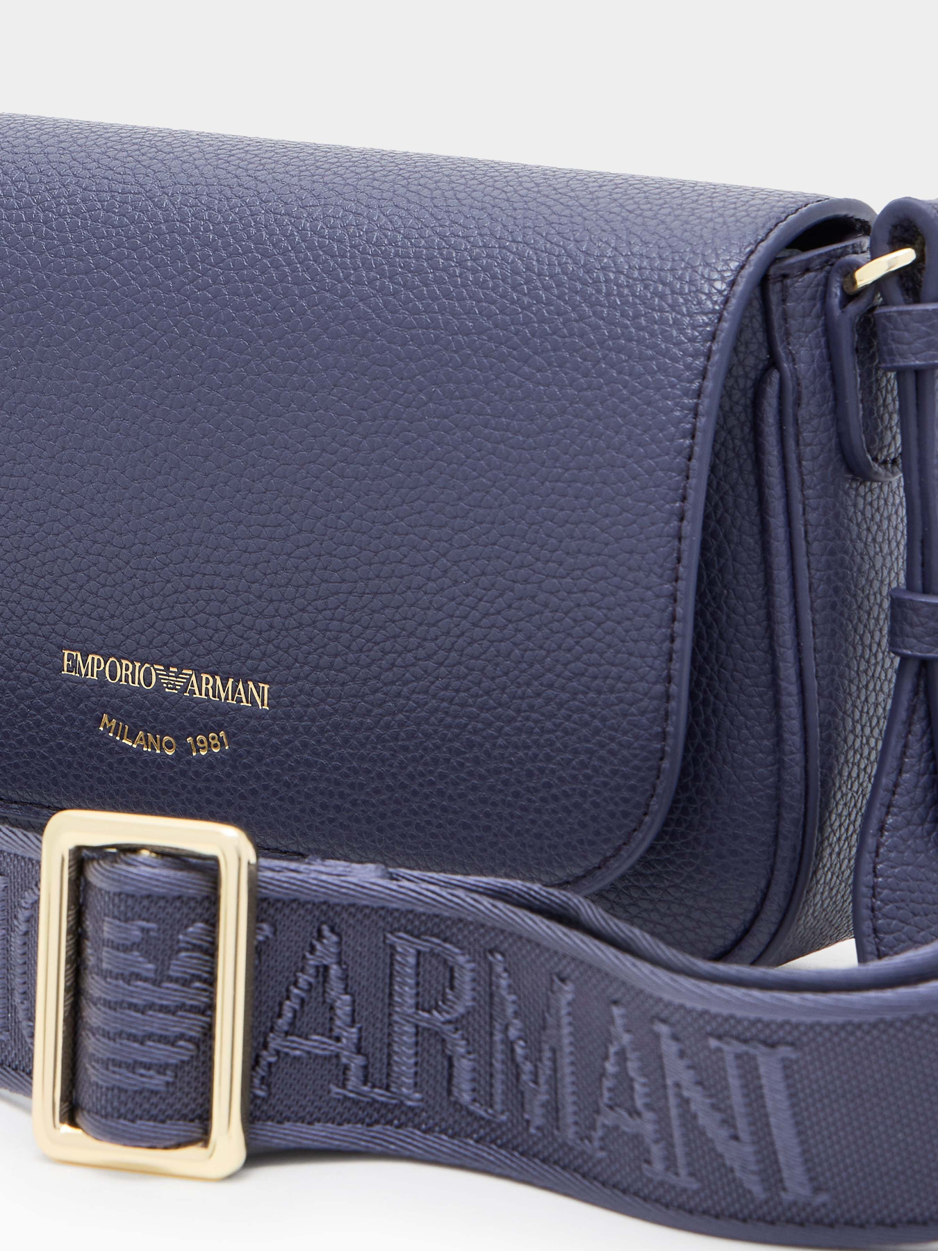Сумки Emporio Armani модель EW000538-AF12036-MB346 Фото