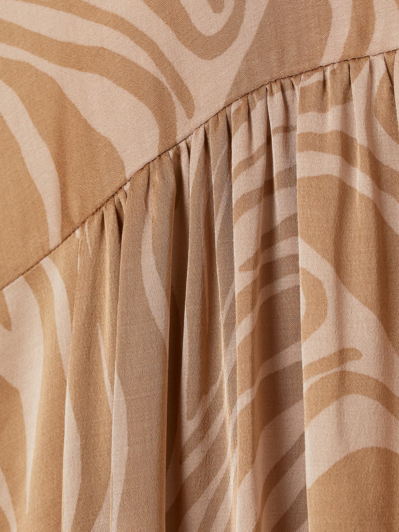 Платье макси H&M модель 8917281wer_бежевый с узором Фото