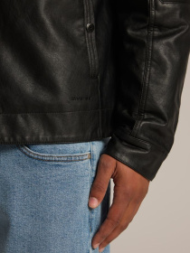 Демисезонная куртка DIVERSE Jackunon модель 10047598 Демисезонная куртка DIVERSE Jackunon модель 10047598 Фото