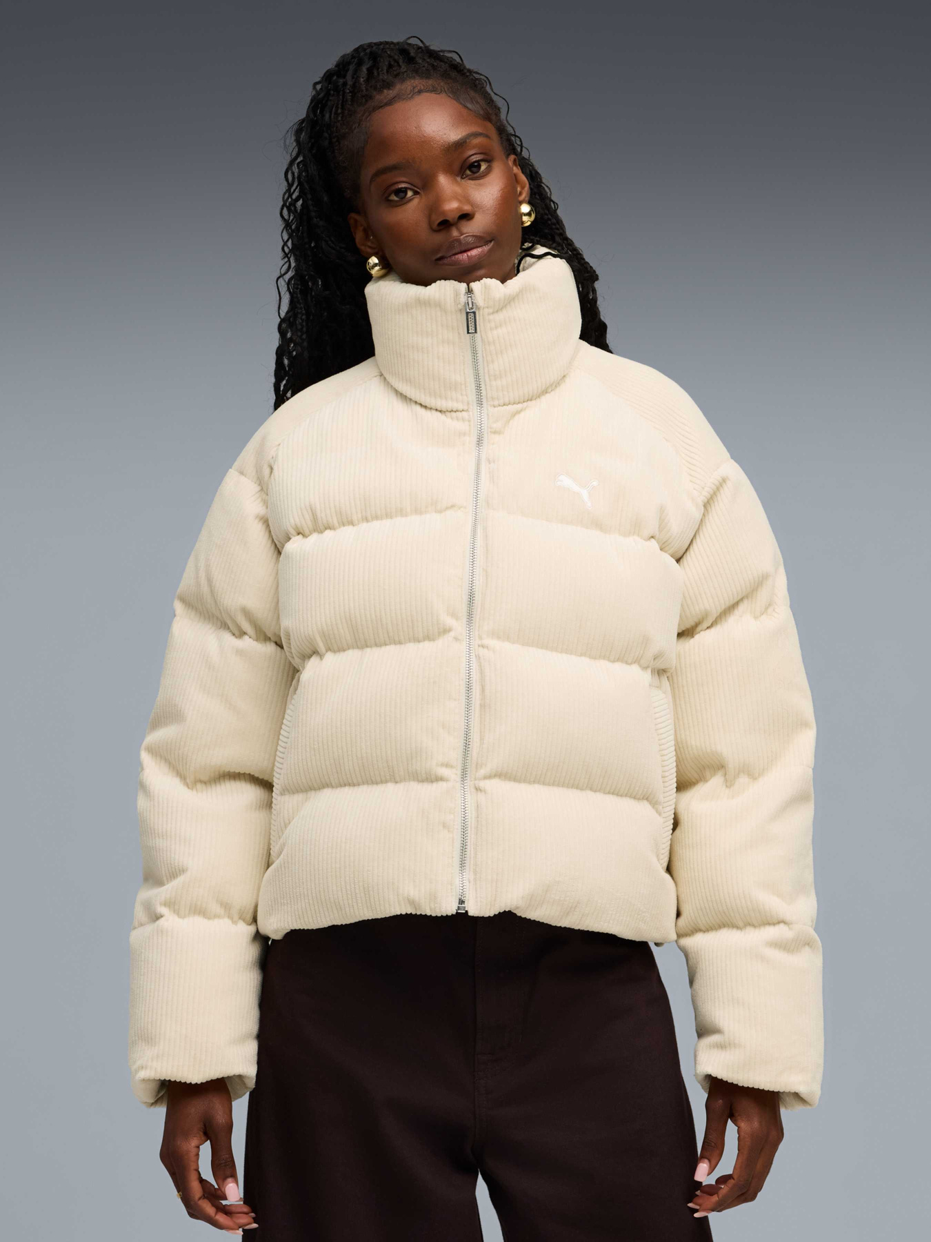 Демисезонная куртка PUMA Corduroy Puffer Jacket модель 632171 Фото
