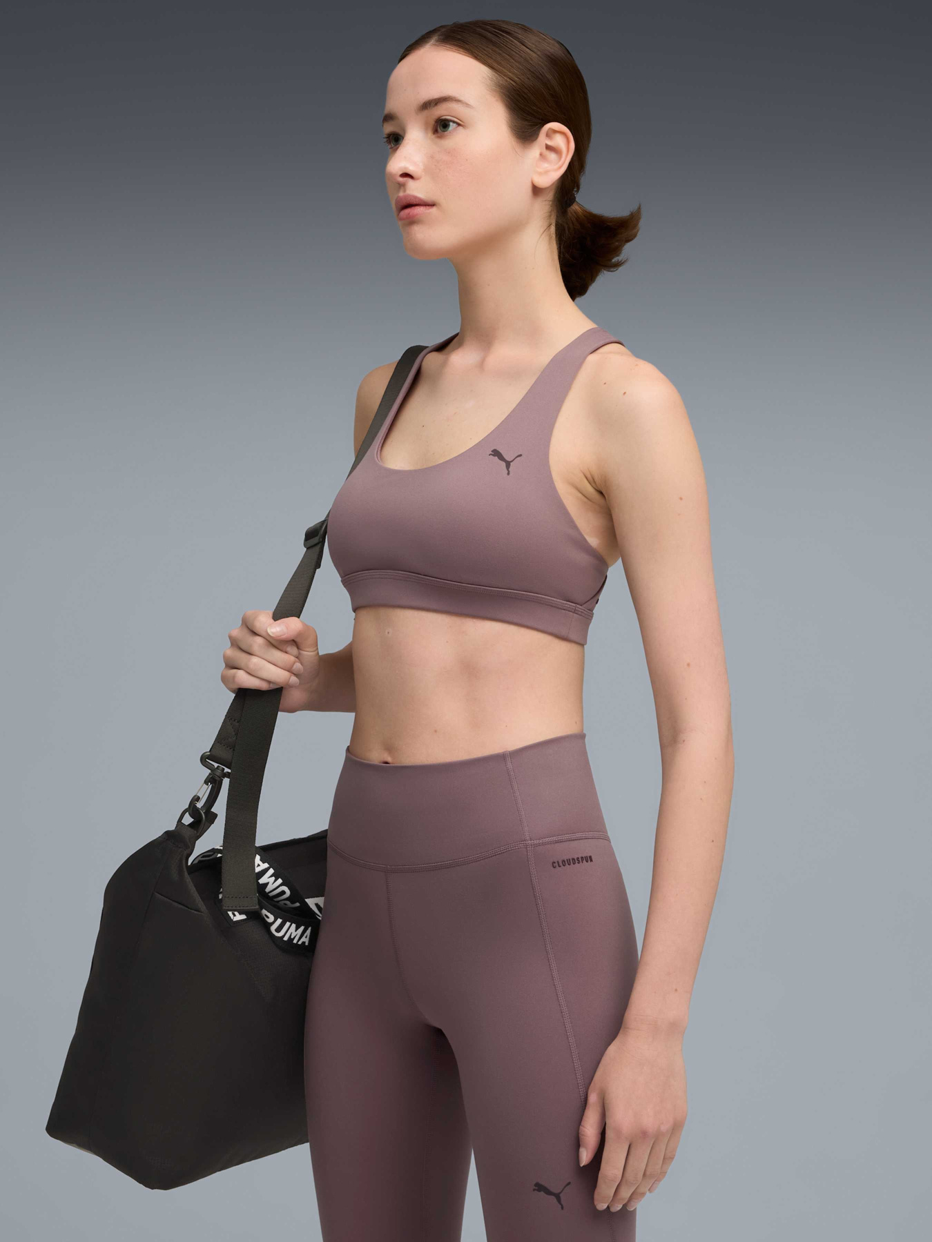 Топ спортивный PUMA Cloudspun Bra - Mid модель 527462 Фото