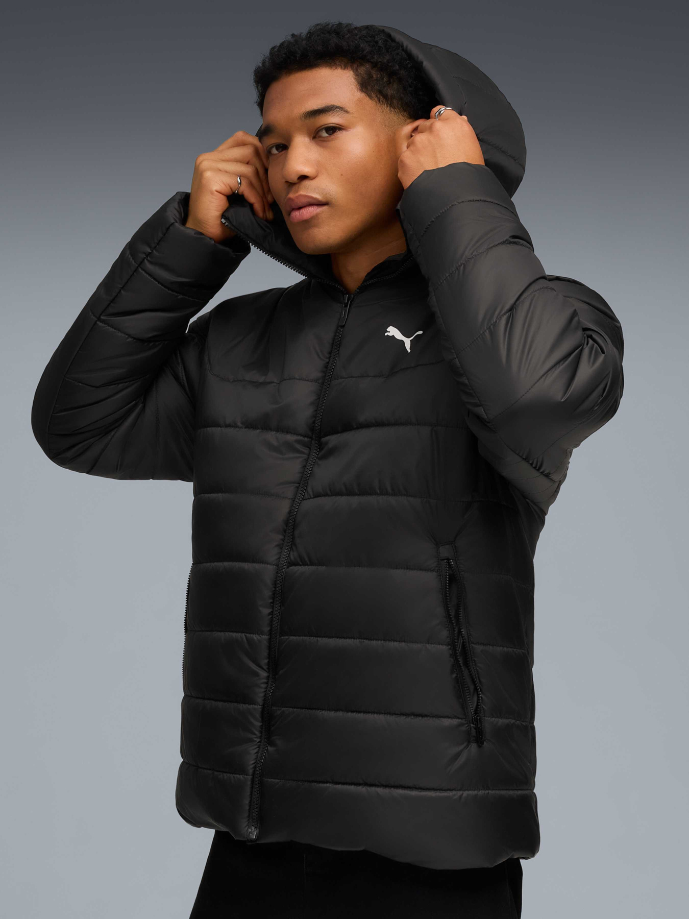 Демісезонна куртка PUMA Ess Hooded Padded Jacket модель 685211 Фото