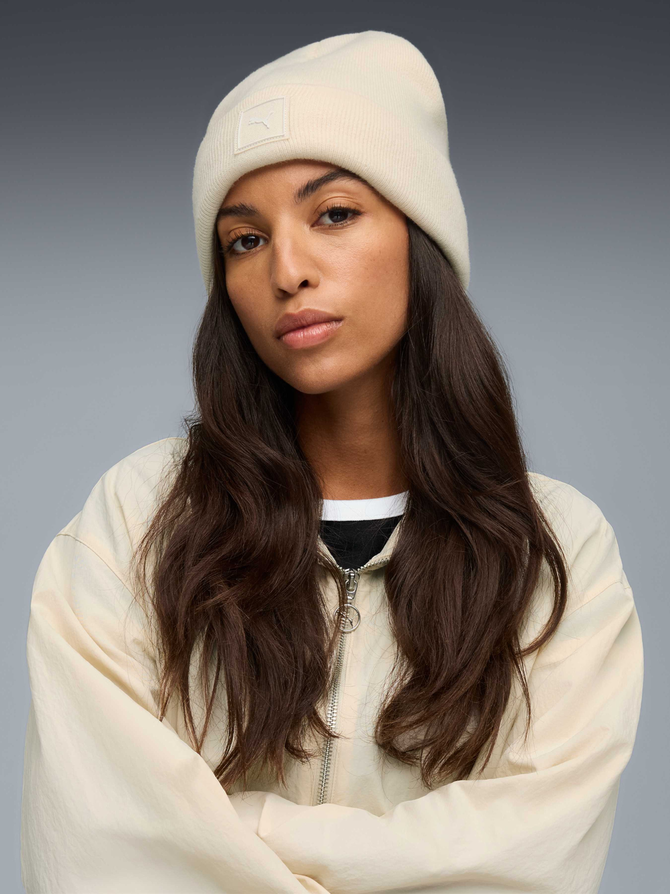 Шапка PUMA Wardrobeess Highcrown Beanie модель 026409 Шапка PUMA Wardrobeess Highcrown Beanie модель 026409 Фото