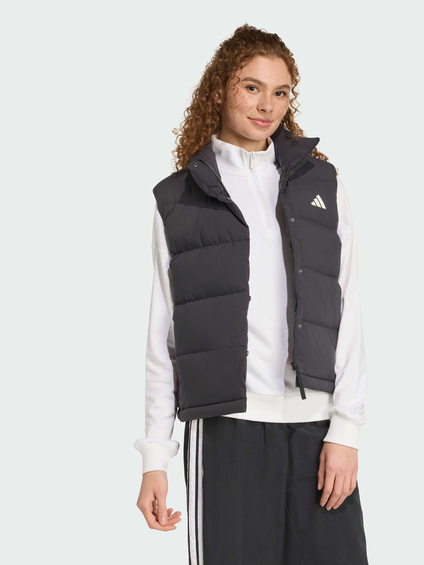 Жилет с утеплителем Adidas модель JN2090 Фото