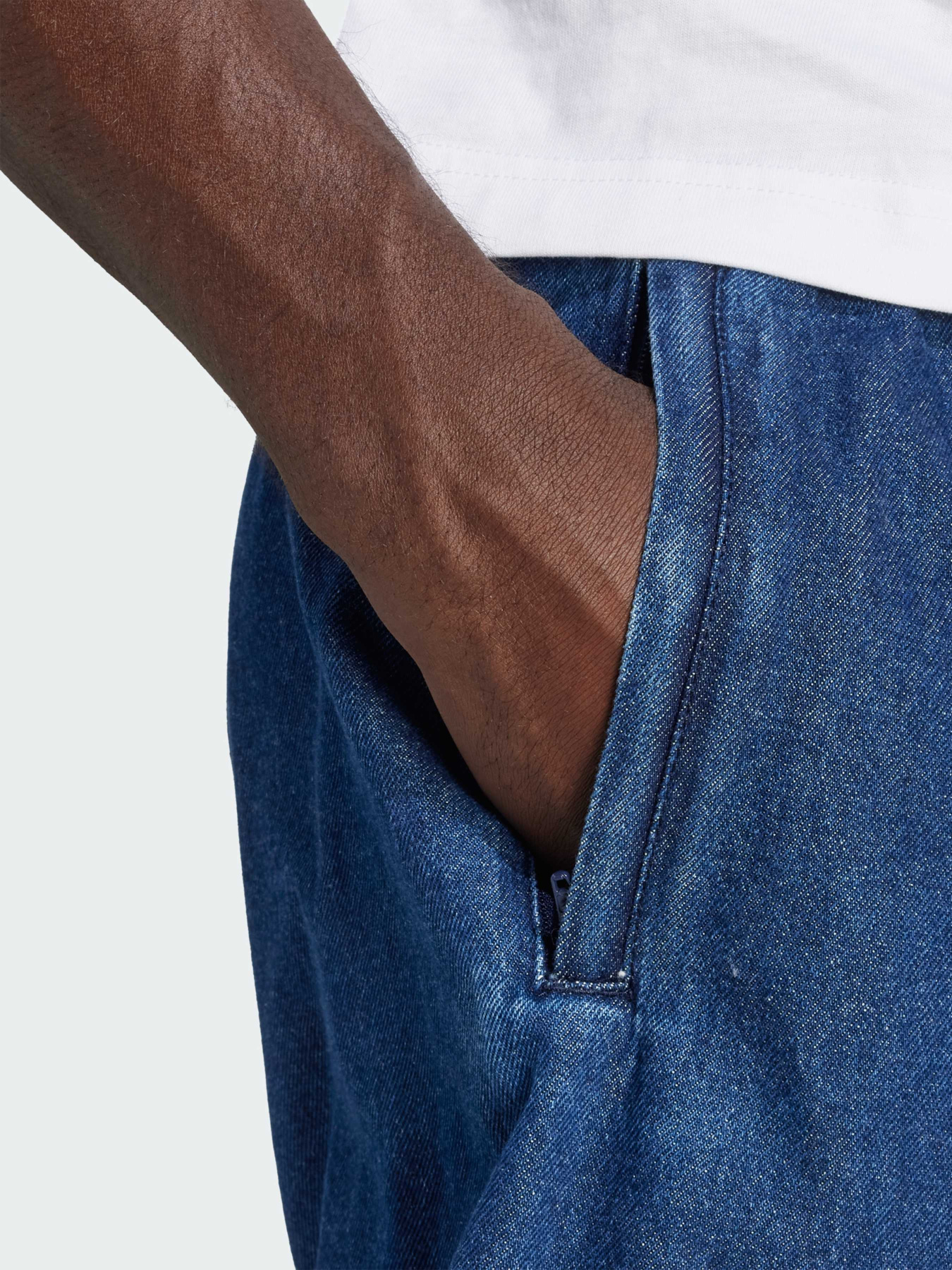 Шорты Adidas Graphics модель JX8169 Фото