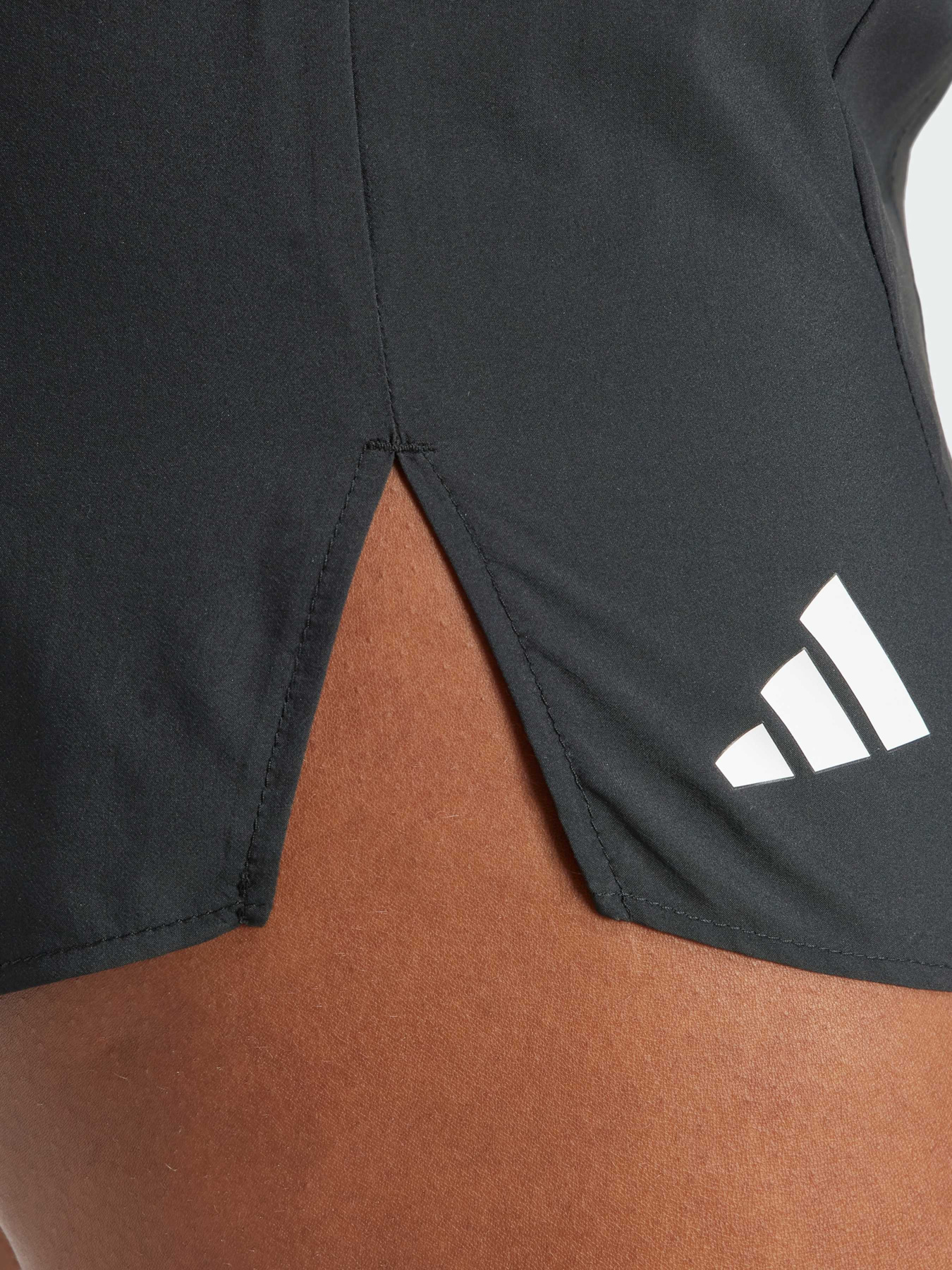 Шорты спортивные Adidas модель IN8707 Фото