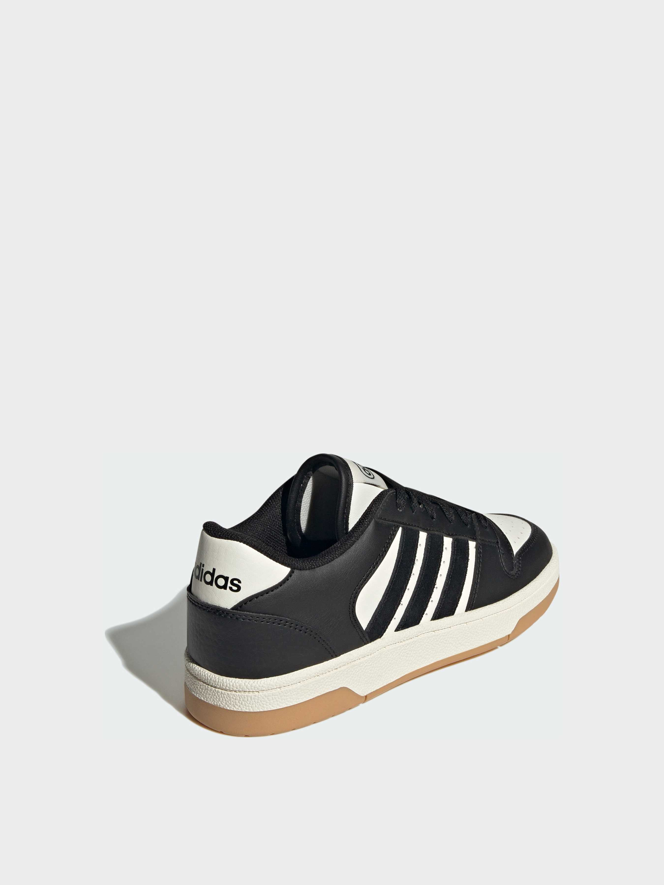 Кроссовки Adidas модель JI4563 Фото