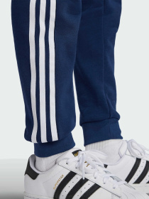 Джогери Adidas Adicolor модель IY7486 Джогери Adidas Adicolor модель IY7486 Фото