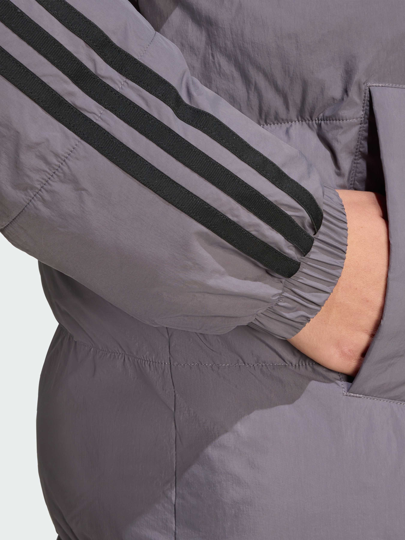 Зимова куртка Adidas модель JX2952 Зимова куртка Adidas модель JX2952 Фото