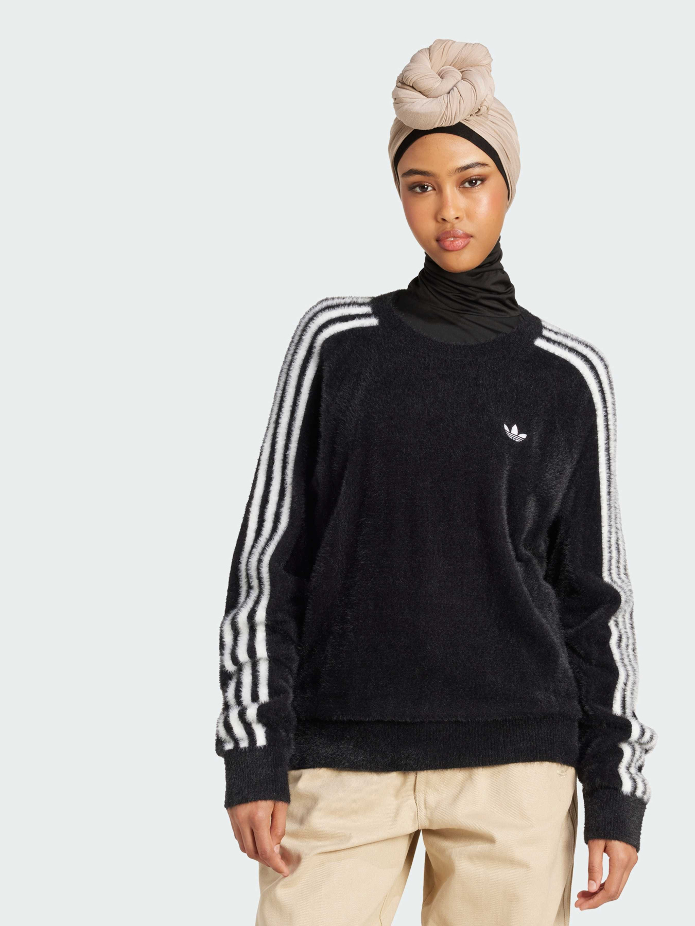 Свитшот Adidas Adicolor модель JX7813 Свитшот Adidas Adicolor модель JX7813 Фото