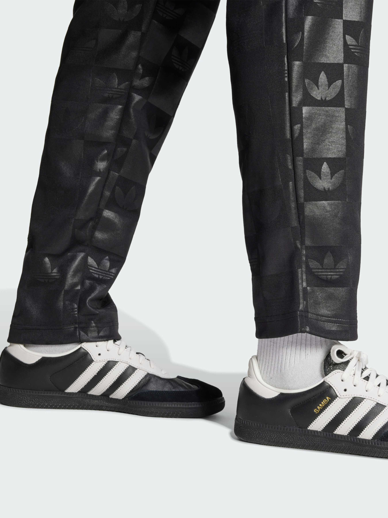 Повседневные штаны Adidas Graphics модель JY2977 Фото