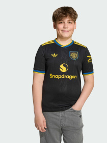 Футболка Adidas модель KD4227 Футболка Adidas модель KD4227 Фото