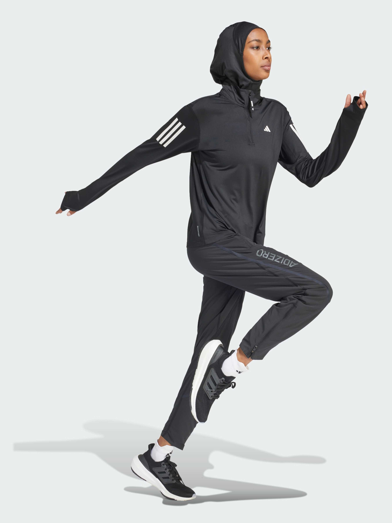 Спортивна кофта Adidas модель IK7440 Фото