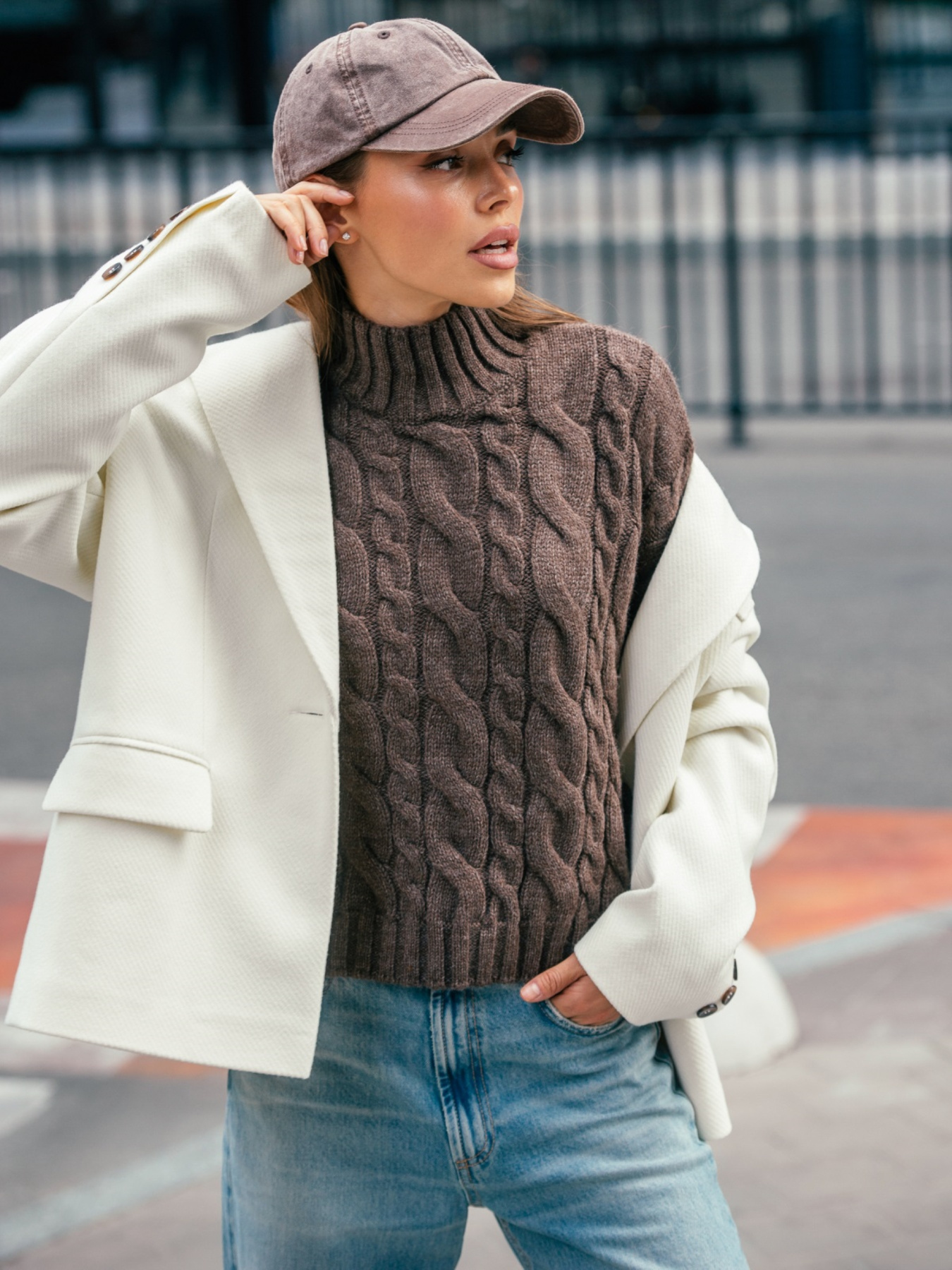 Худі та світшоти Dressa модель 70573 Фото