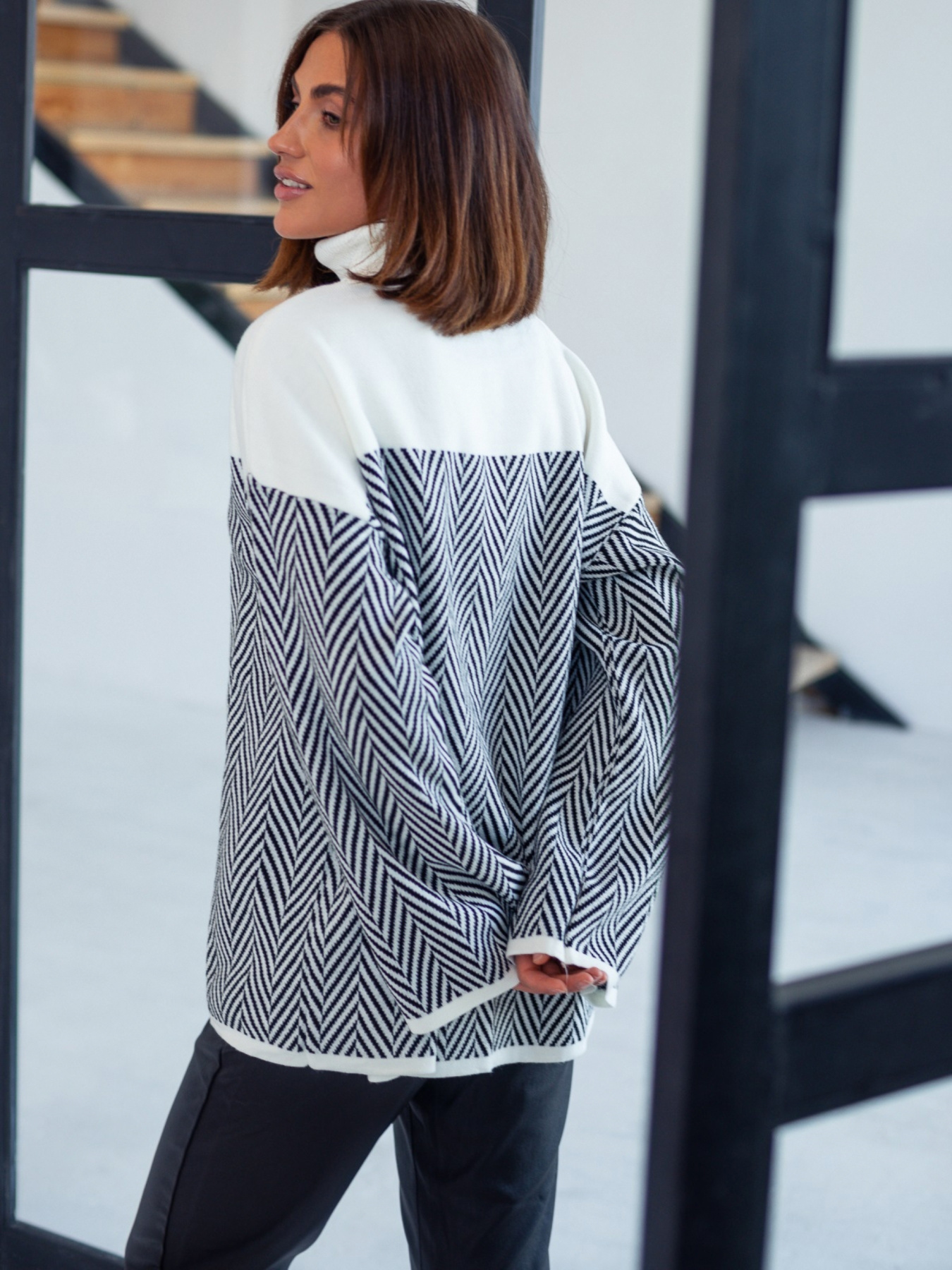 Кофты и свитера Dressa модель 70577 Фото