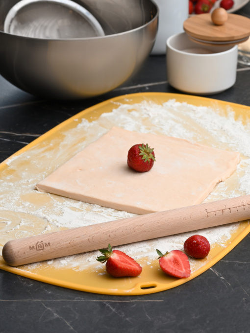 Коврик для теста и выпекания силиконовый MBM HOME модель KP-84 YELLOW Фото