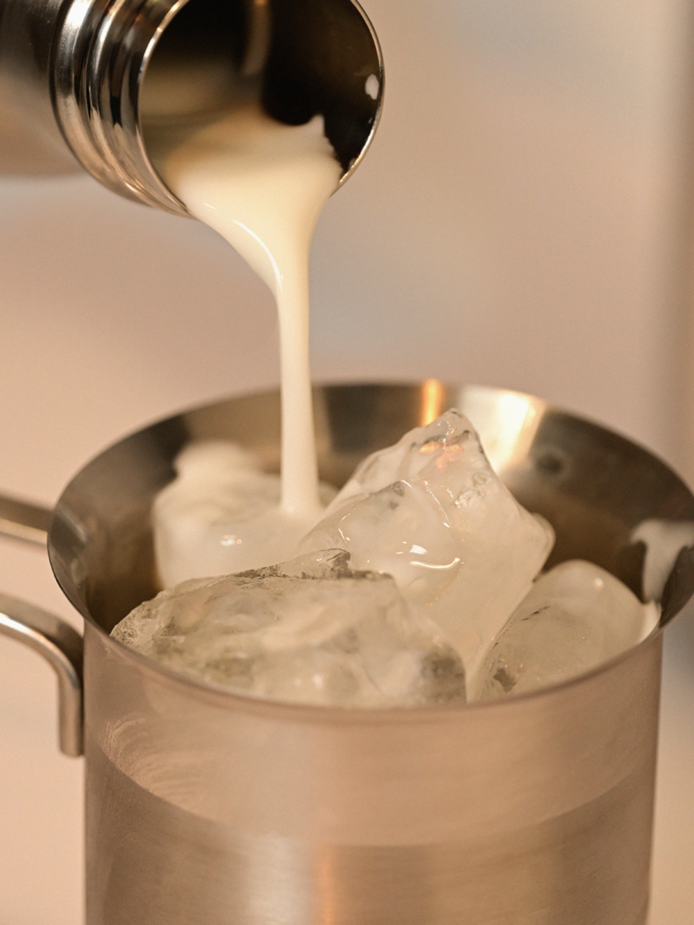 Молочник из нержавеющей стали MBM MY HOME модель KP-21 SS Фото