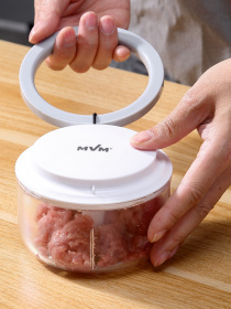 Подрібнювач механічний з трьома лезами MBM HOME модель KP-05 T/GRAY Подрібнювач механічний з трьома лезами MBM HOME модель KP-05 T/GRAY Фото