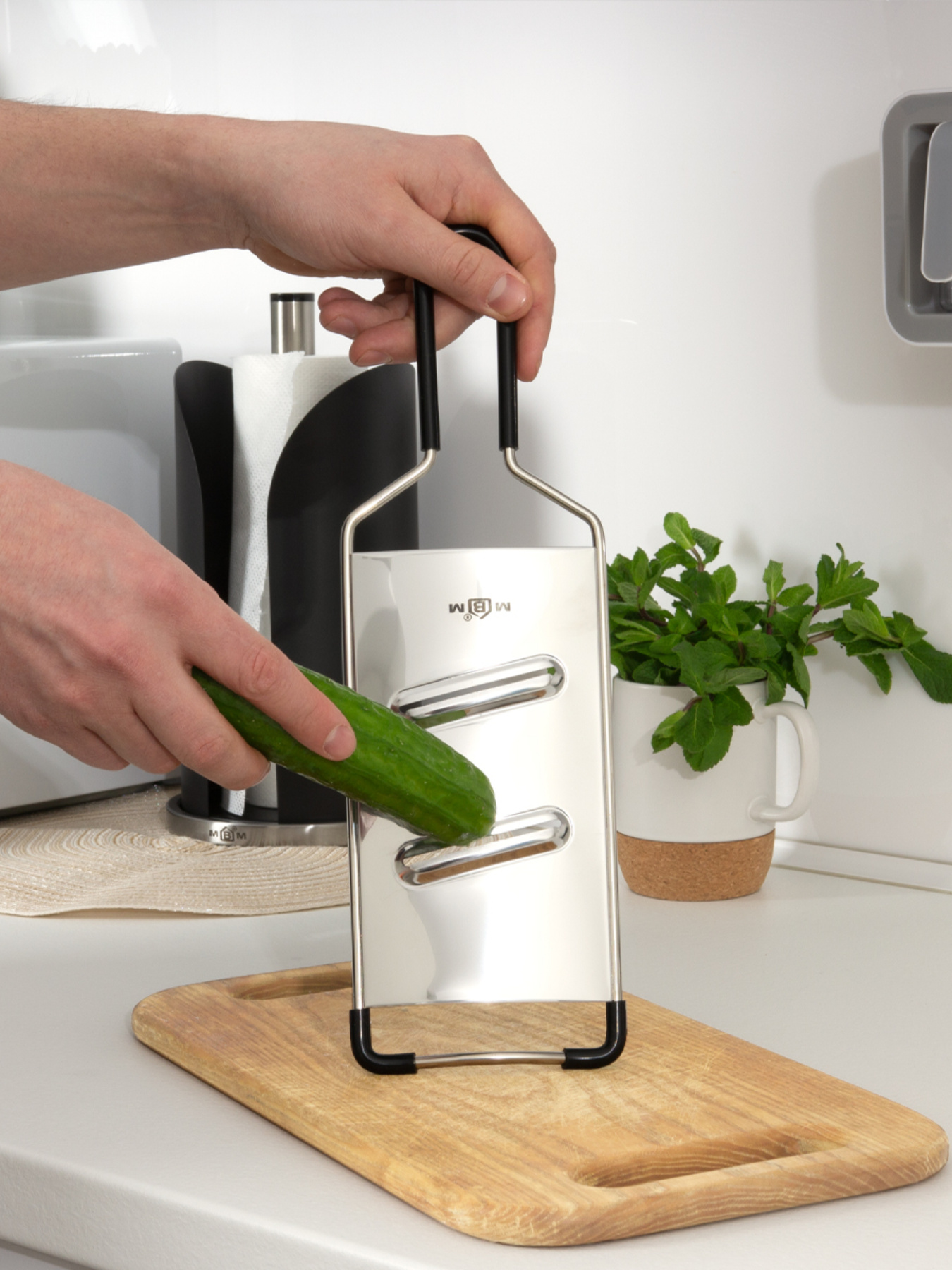 Набор из двух терок MBM MY HOME модель KP-24 SS Фото