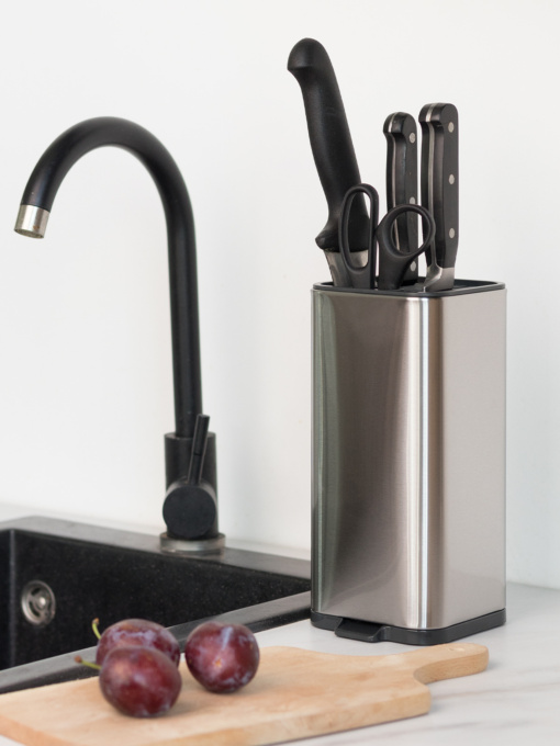 Подставка для ножей из нержавеющей стали MBM HOME модель KP-67 SS/BLACK Фото