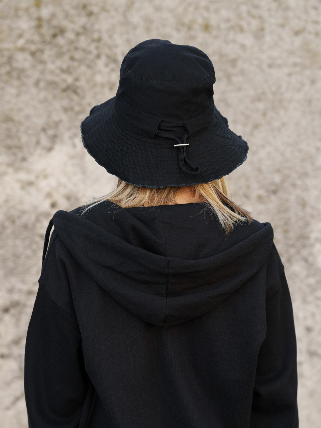 Жіноча Панамка З Шнурком Та Широкими Полями Without Clyde Black модель 8055499 Фото