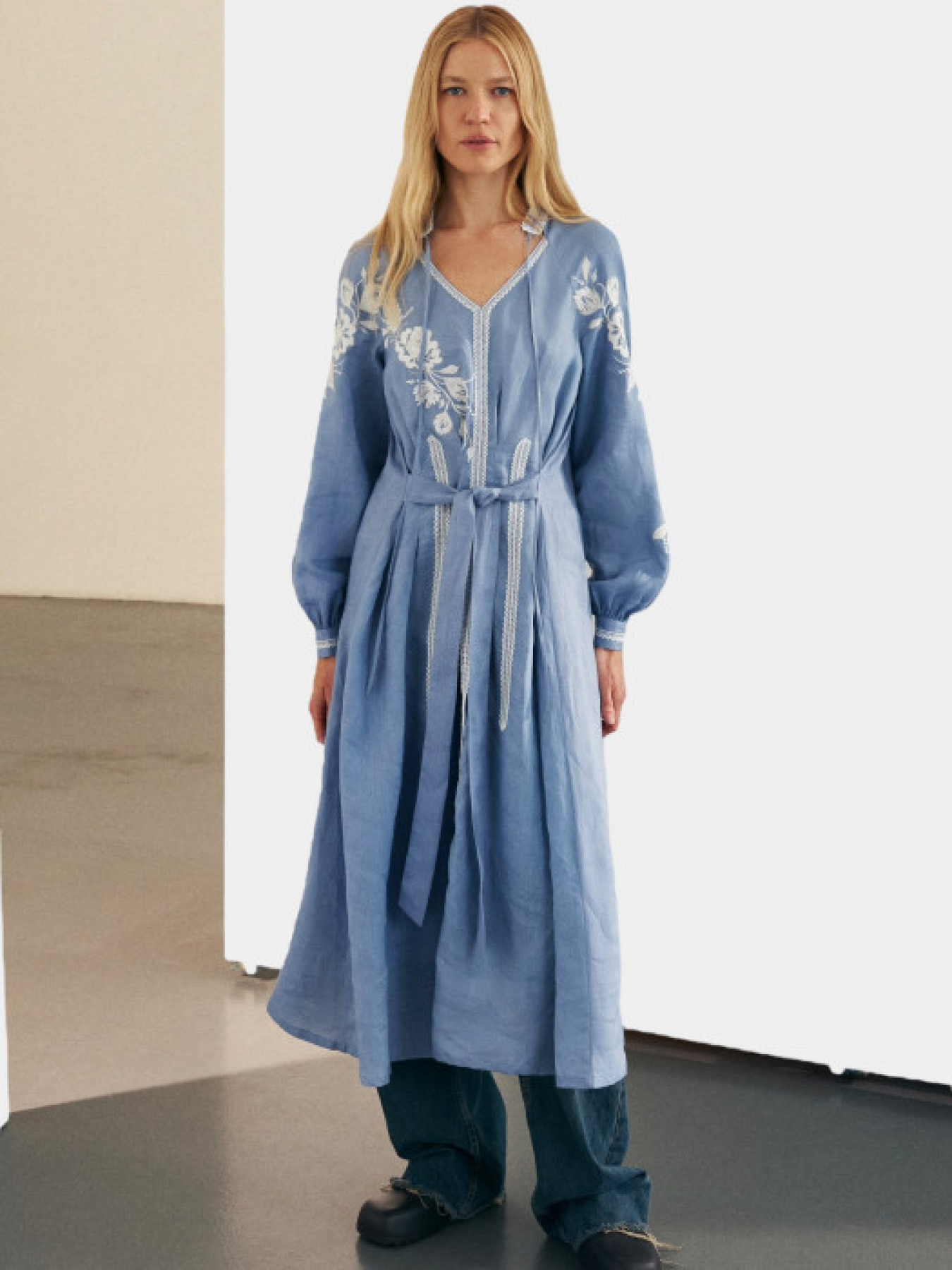 Вышитое платье GAPTUVALNYA модель 5141 Фото