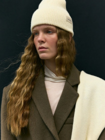 Шарфи та хустки HOOPS модель 7599 Шарфи та хустки HOOPS модель 7599 Фото