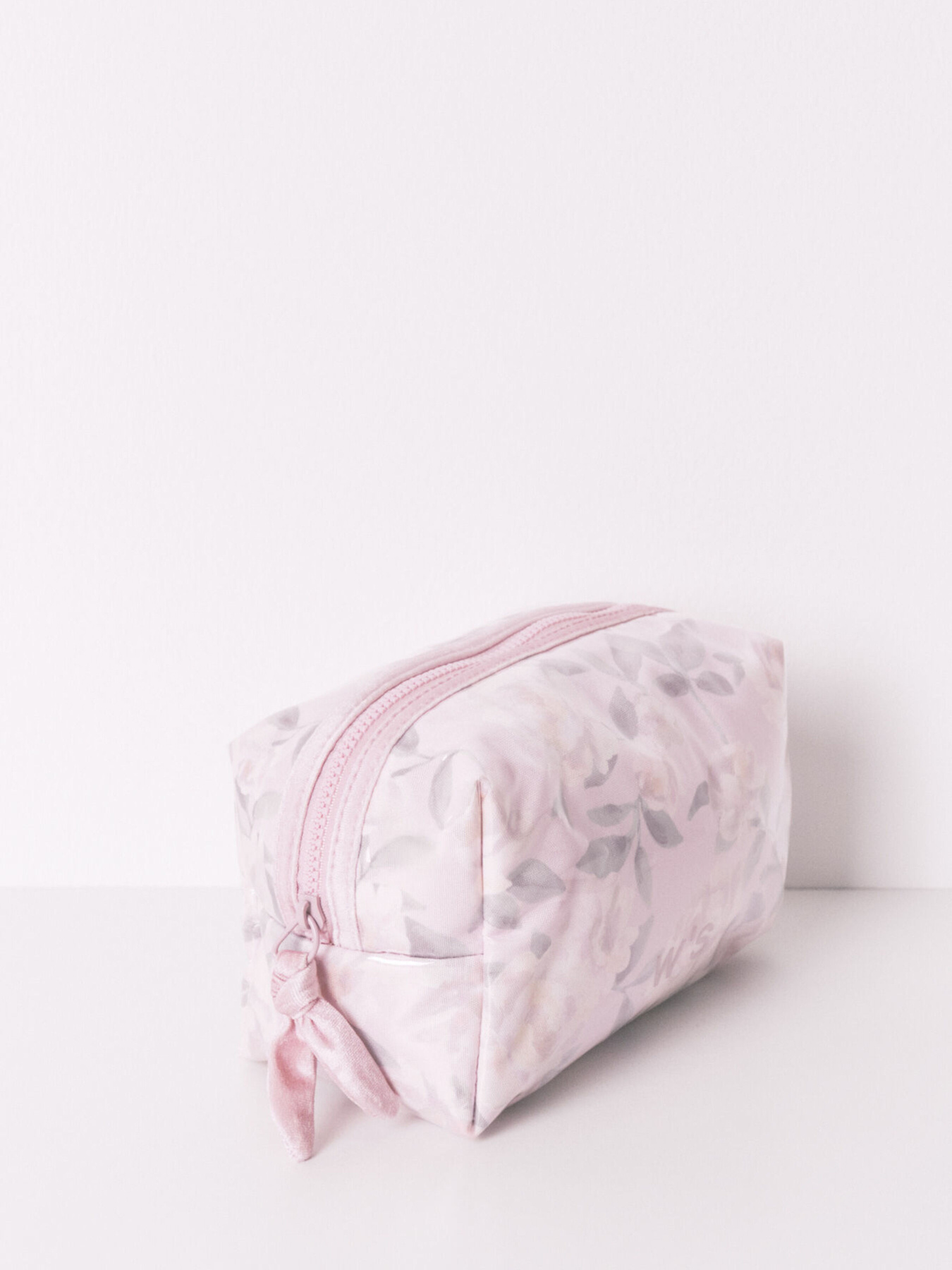 Косметичка среднего размера с цветочным принтом Women'secret модель 4842006-73 Фото