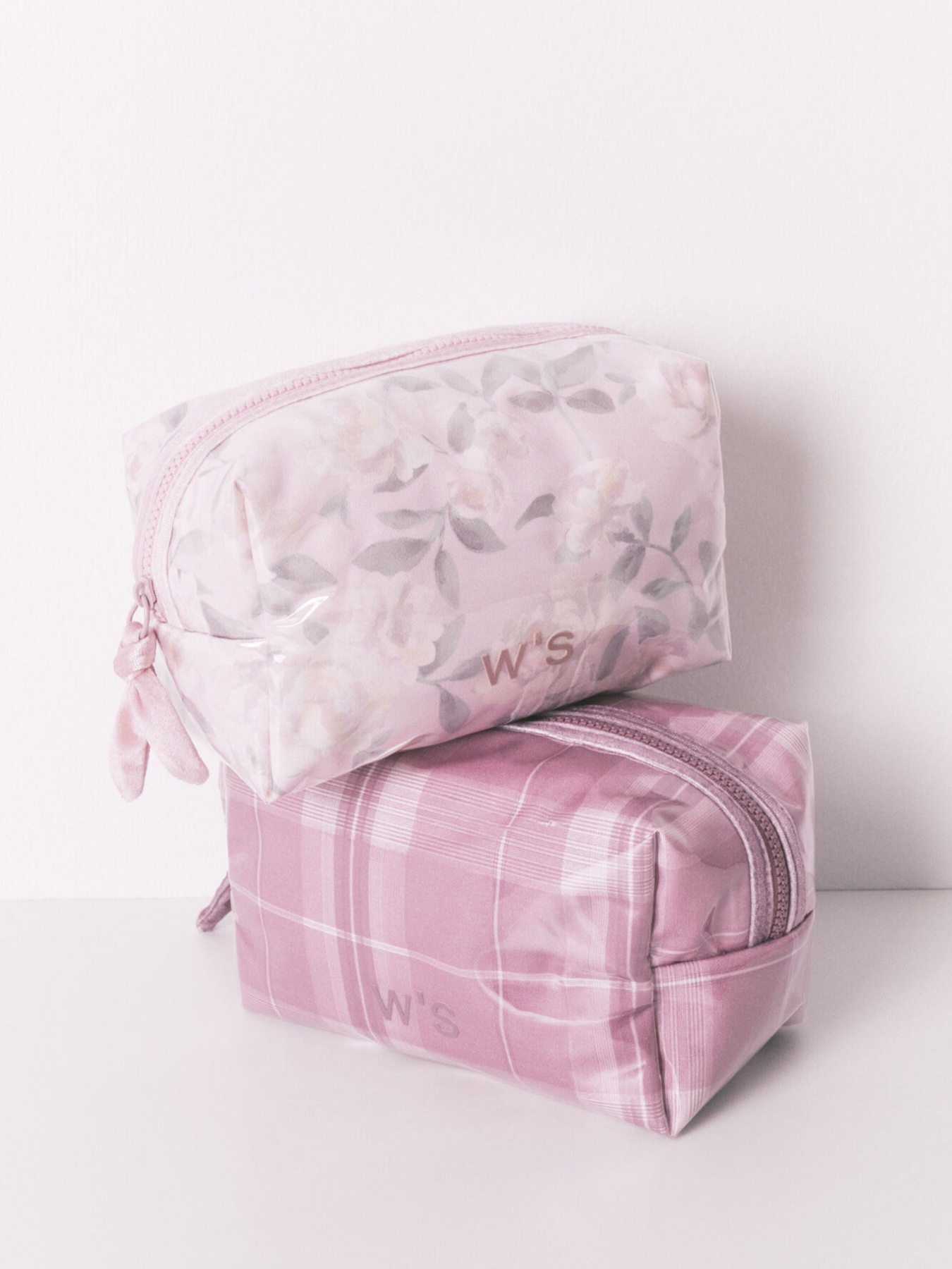 Косметичка среднего размера с цветочным принтом Women'secret модель 4842006-73 Фото