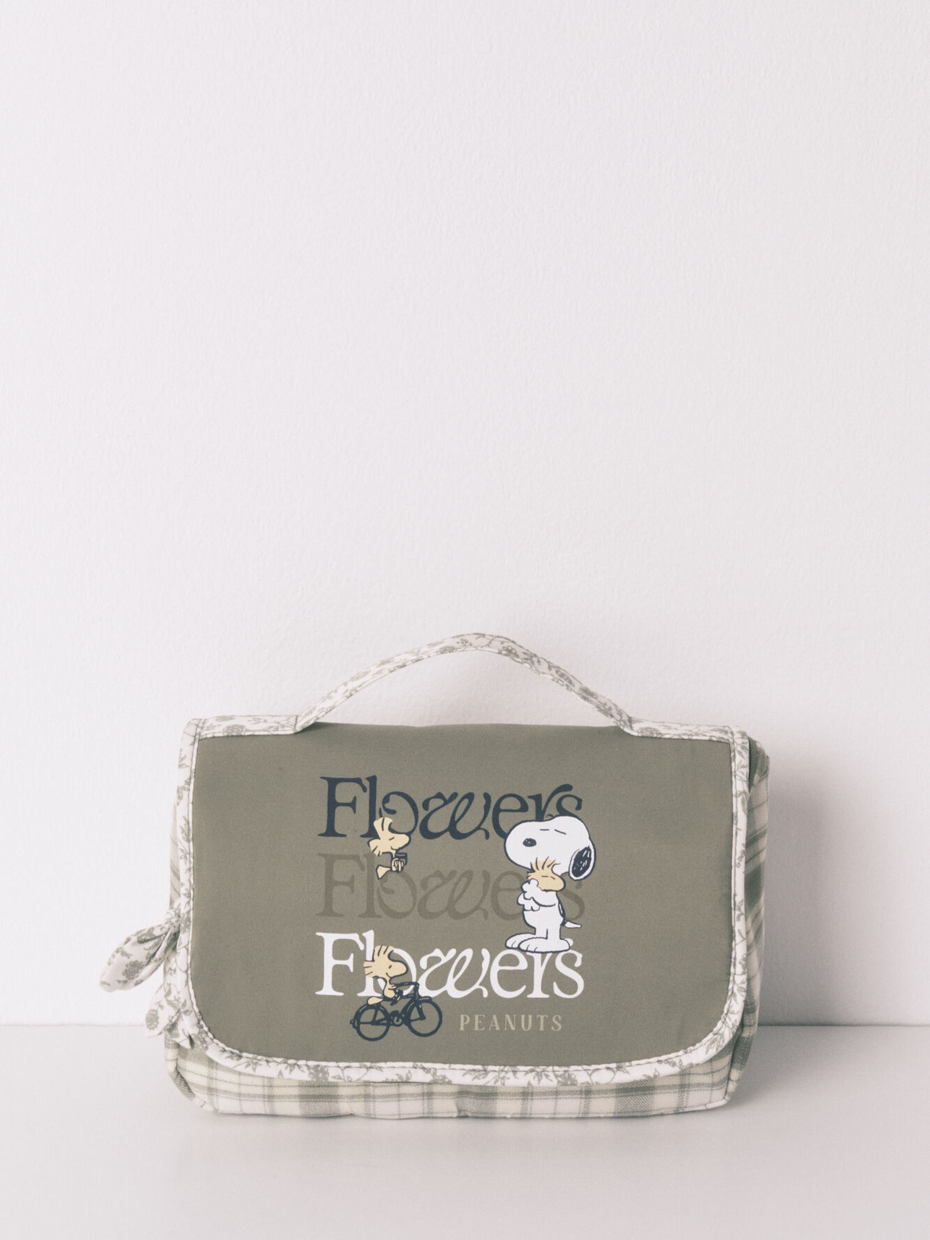 Велика зелена косметичка Snoopy Women'secret модель 4842009-29 Фото