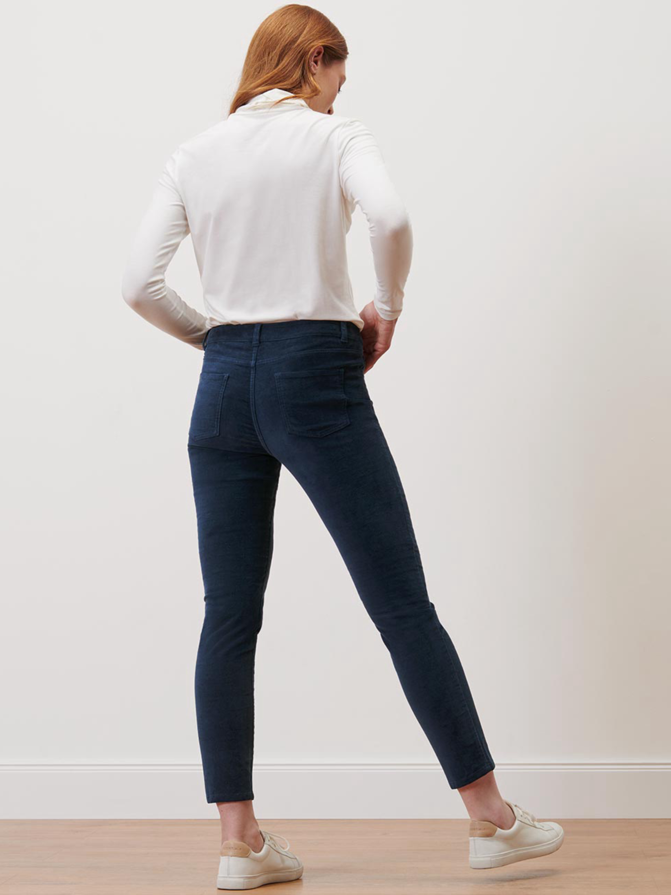 Джинсы Tchibo модель T1757098785 Фото