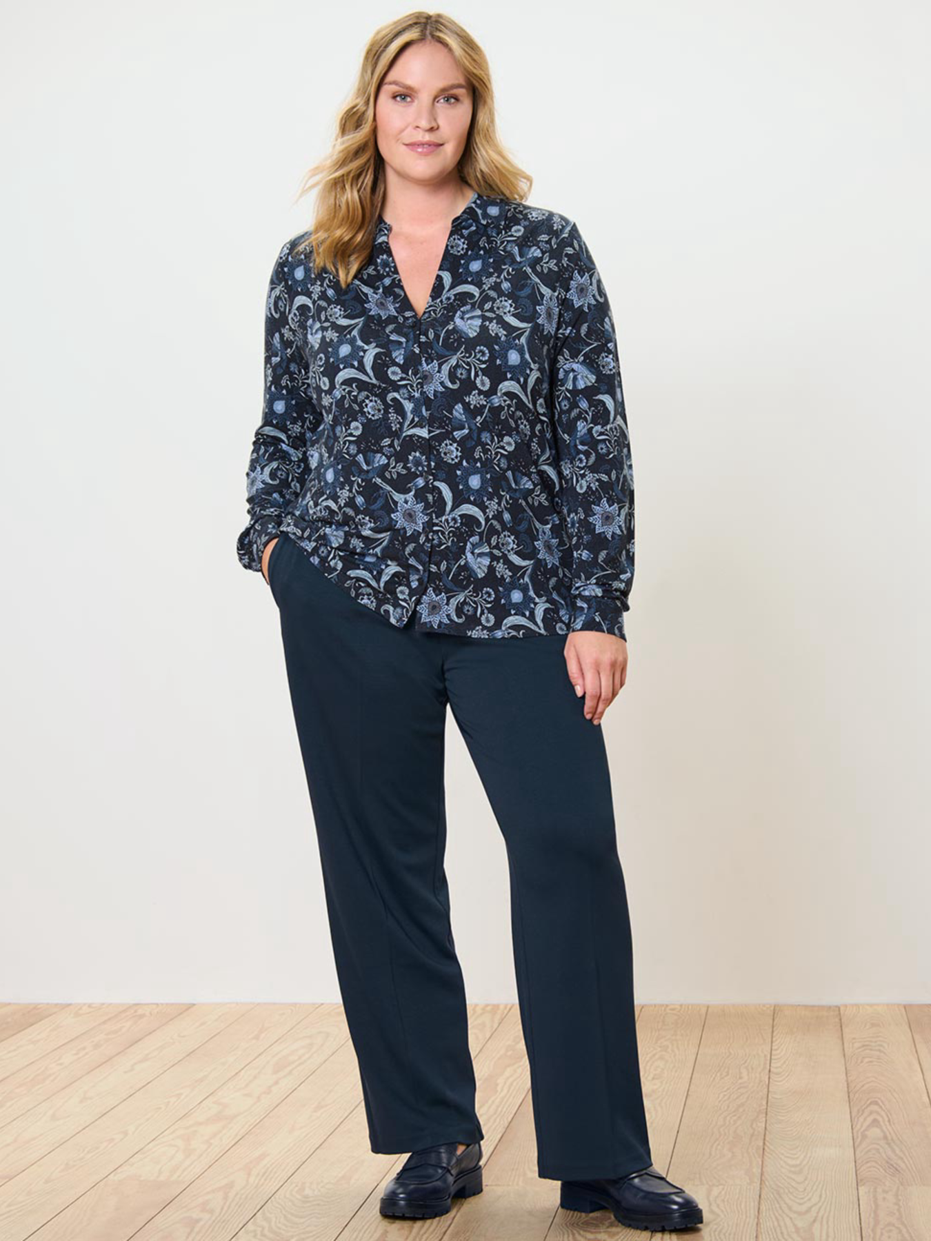 Повсякденні штани Tchibo модель T1757103426 Фото