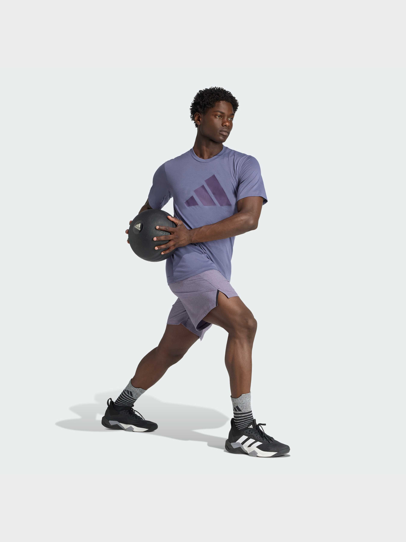 Спортивна футболка Adidas модель JW7402 Фото