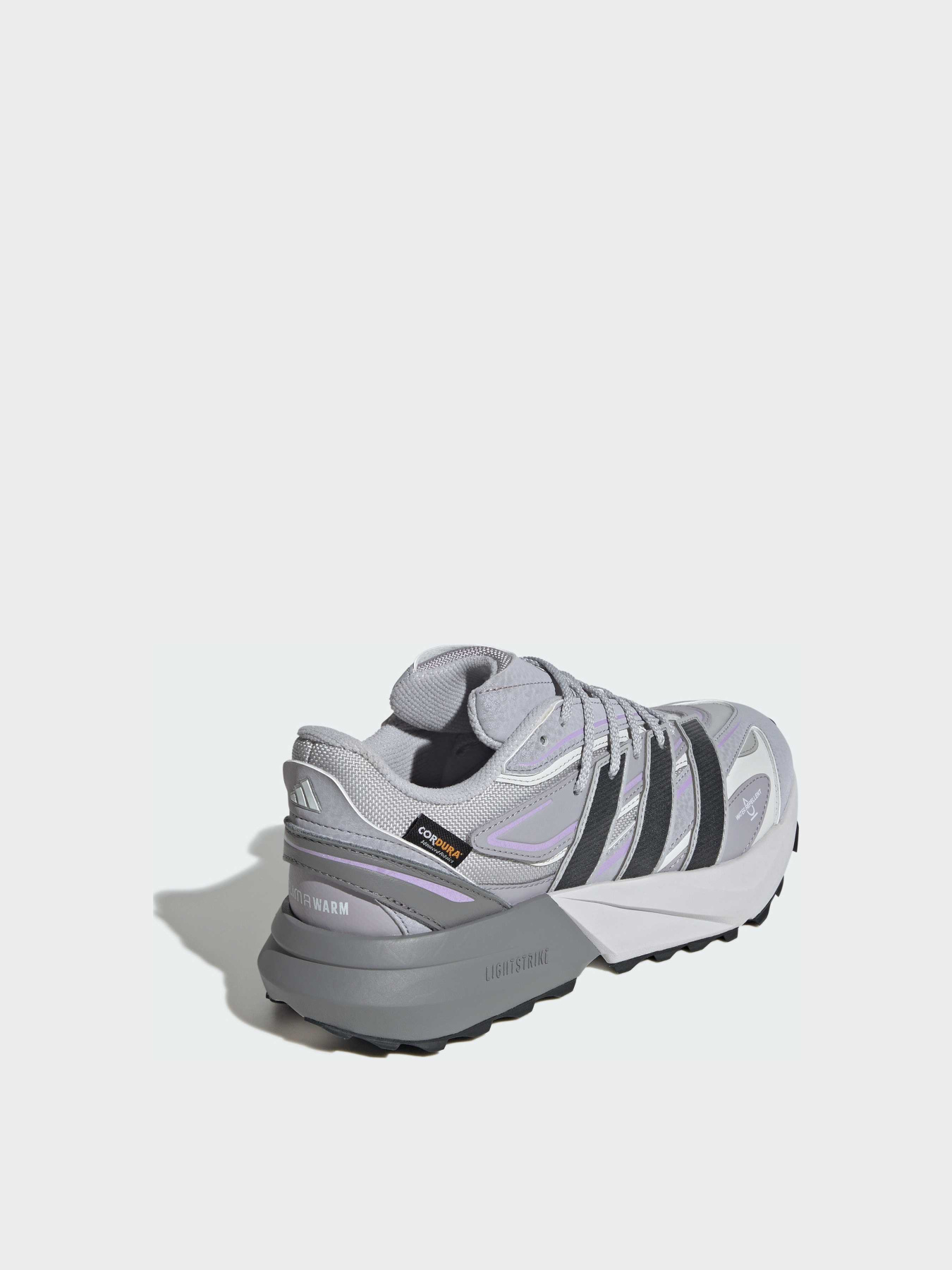 Кроссовки повседневные Adidas модель JQ6005 Кроссовки повседневные Adidas модель JQ6005 Фото