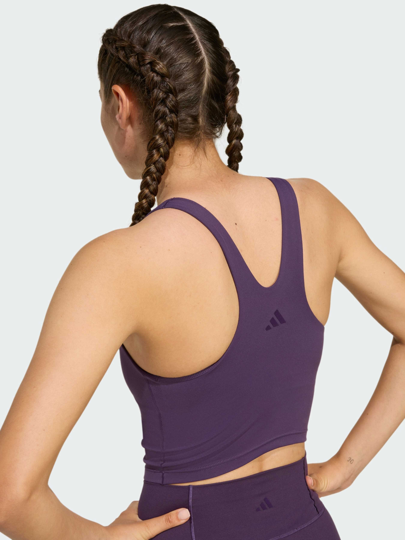 Спортивный топ Adidas модель JW4859 Фото