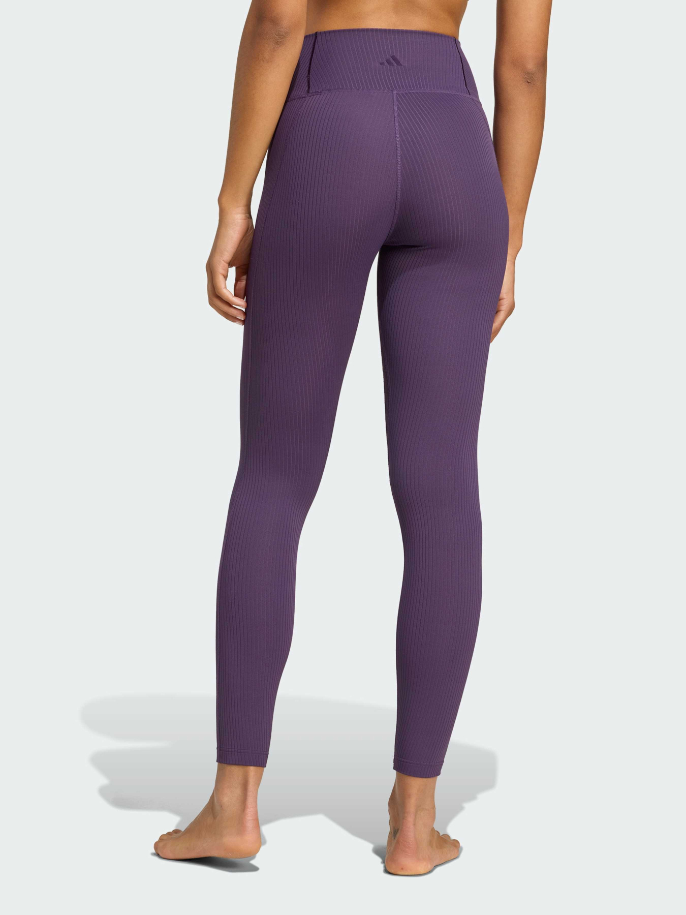 Спортивные леггинсы Adidas модель JW7591 Спортивные леггинсы Adidas модель JW7591 Фото