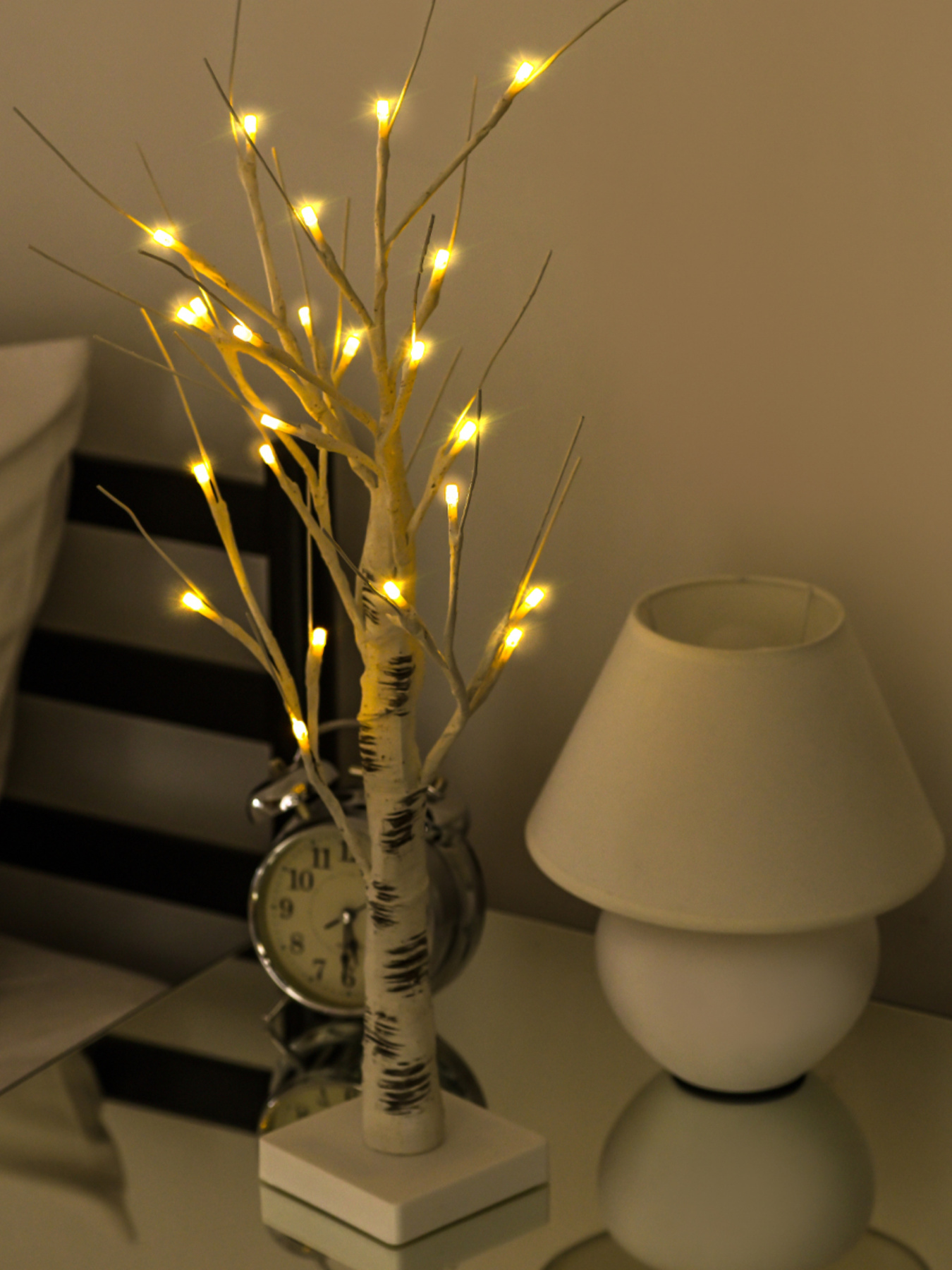 Дерево світлодіодне на батарейках MBM HOME модель DH-LAMP-01 WHITE Фото