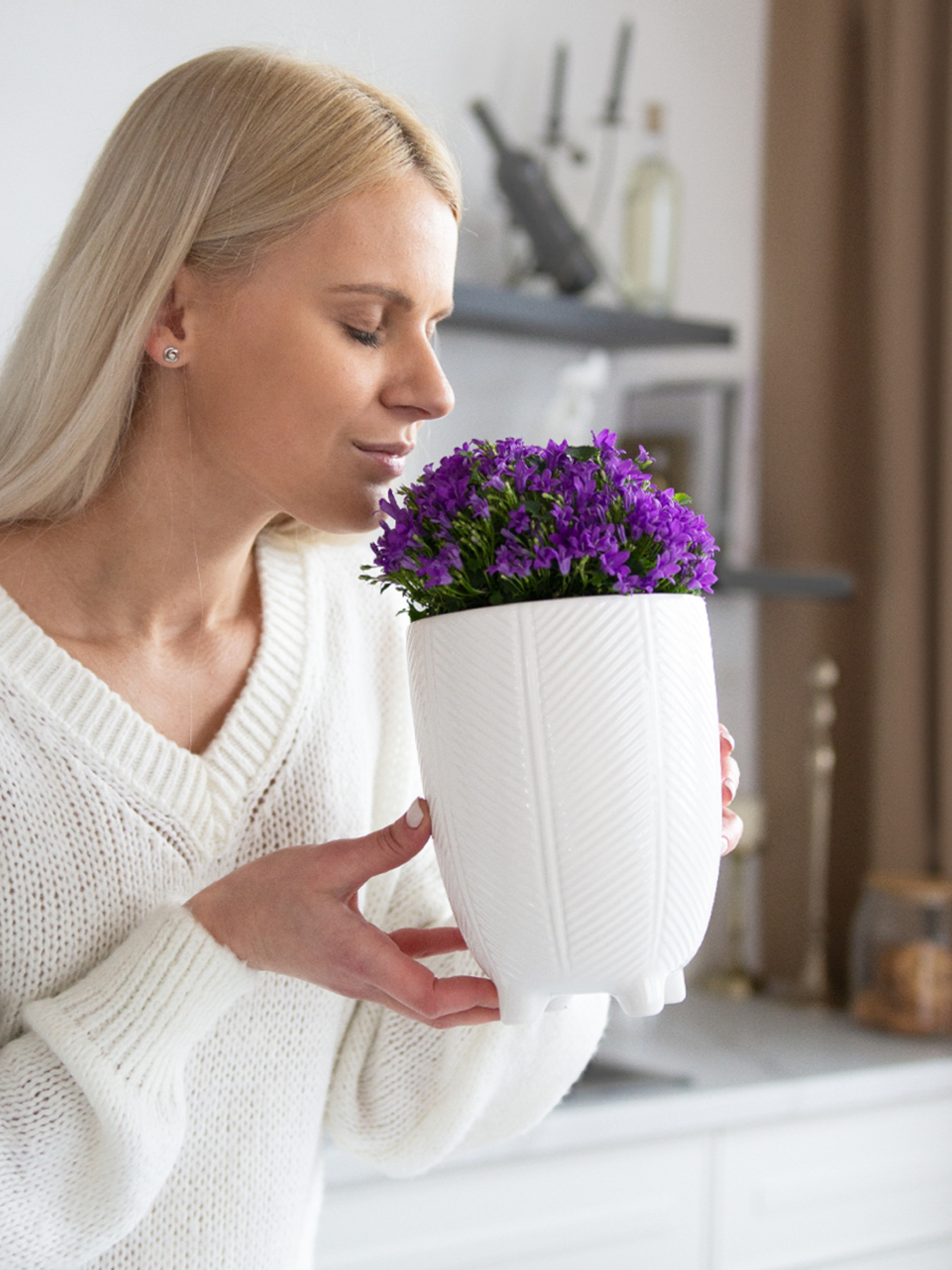 Горшок-кашпо для растений белый MBM MY HOME модель DH-FLOWERS-28 M WHITE Фото