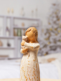 Статуэтка "Девушка с котенком" MBM HOME модель DH-ST-09 COLOR Статуэтка "Девушка с котенком" MBM HOME модель DH-ST-09 COLOR Фото