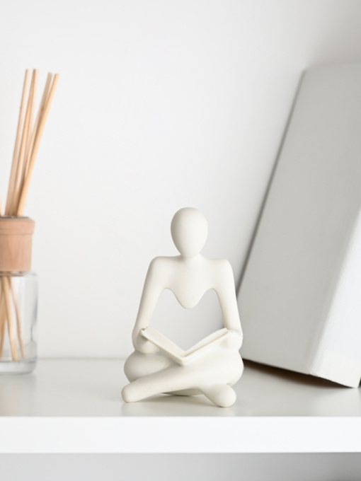 Статуэтка "Мыслитель с книгой" белая MBM MY HOME модель DH-ST-23 WHITE Фото