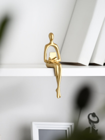 Статуэтка "Человек с книгой" золотая MBM HOME модель DH-ST-26 GOLD Фото