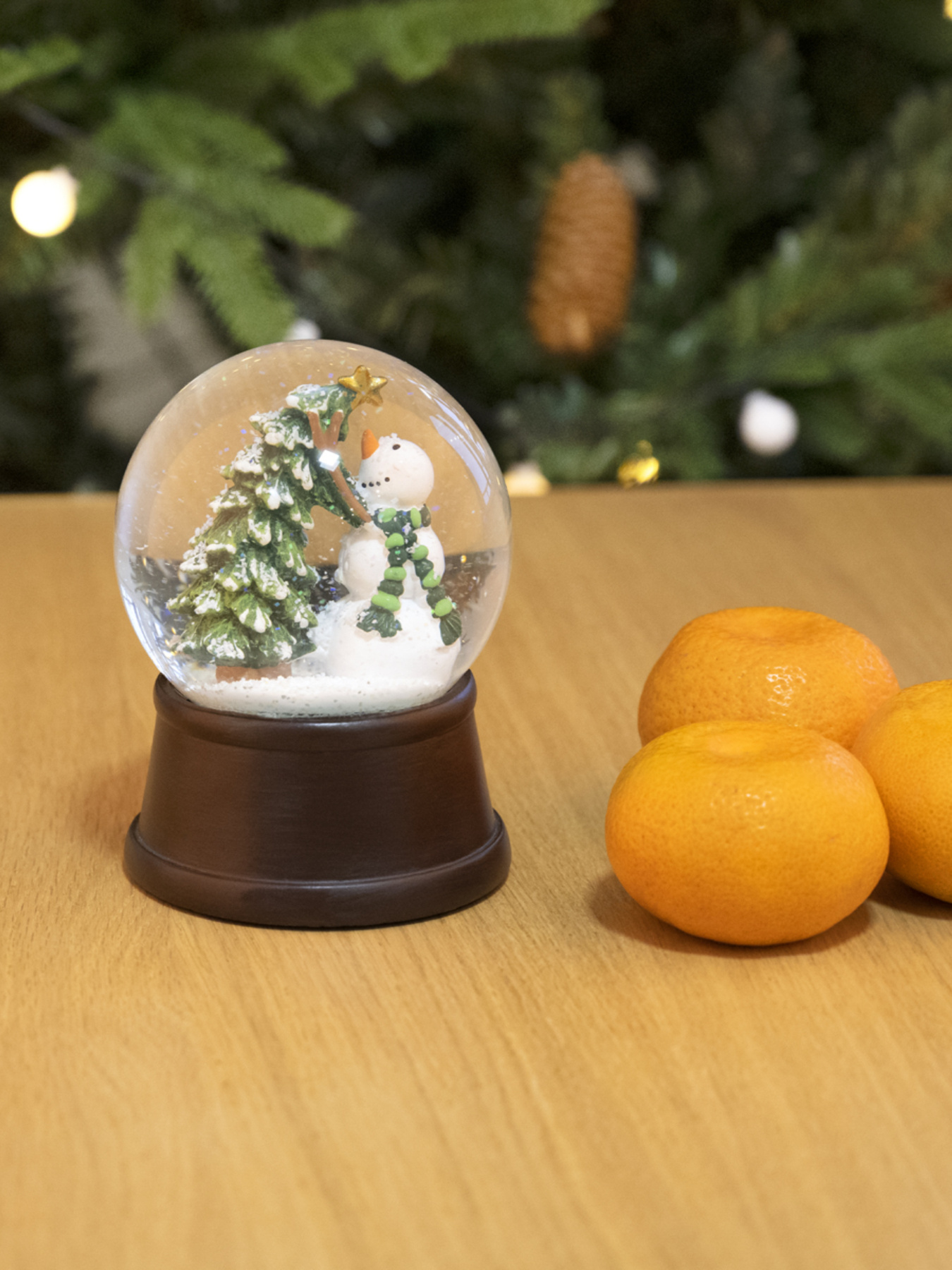 Снежный шар "Ёлка и снеговик" MBM MY HOME модель DH-ST-33 COLOR Фото